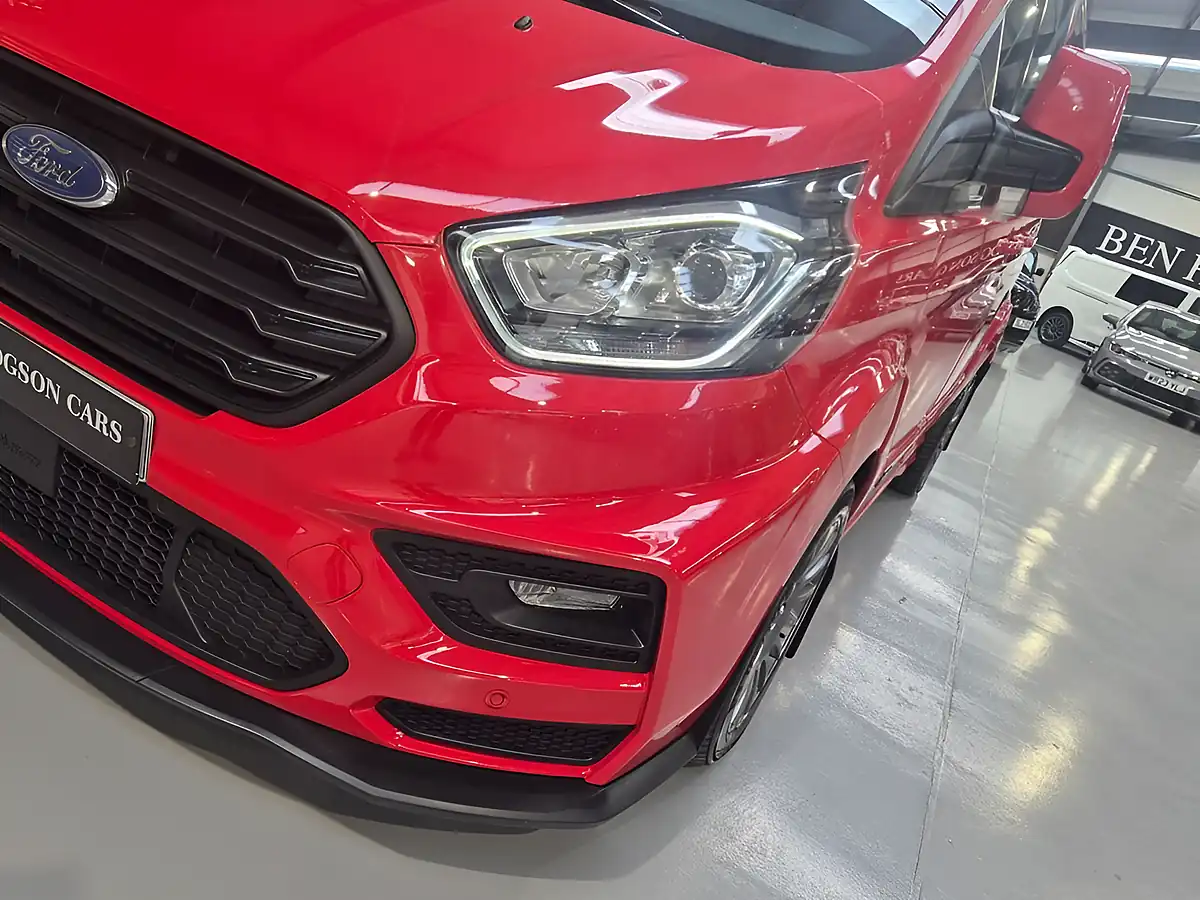 Used 2023 Ford Transit Custom Limited Carmine Red - Interior and Exterior details 12