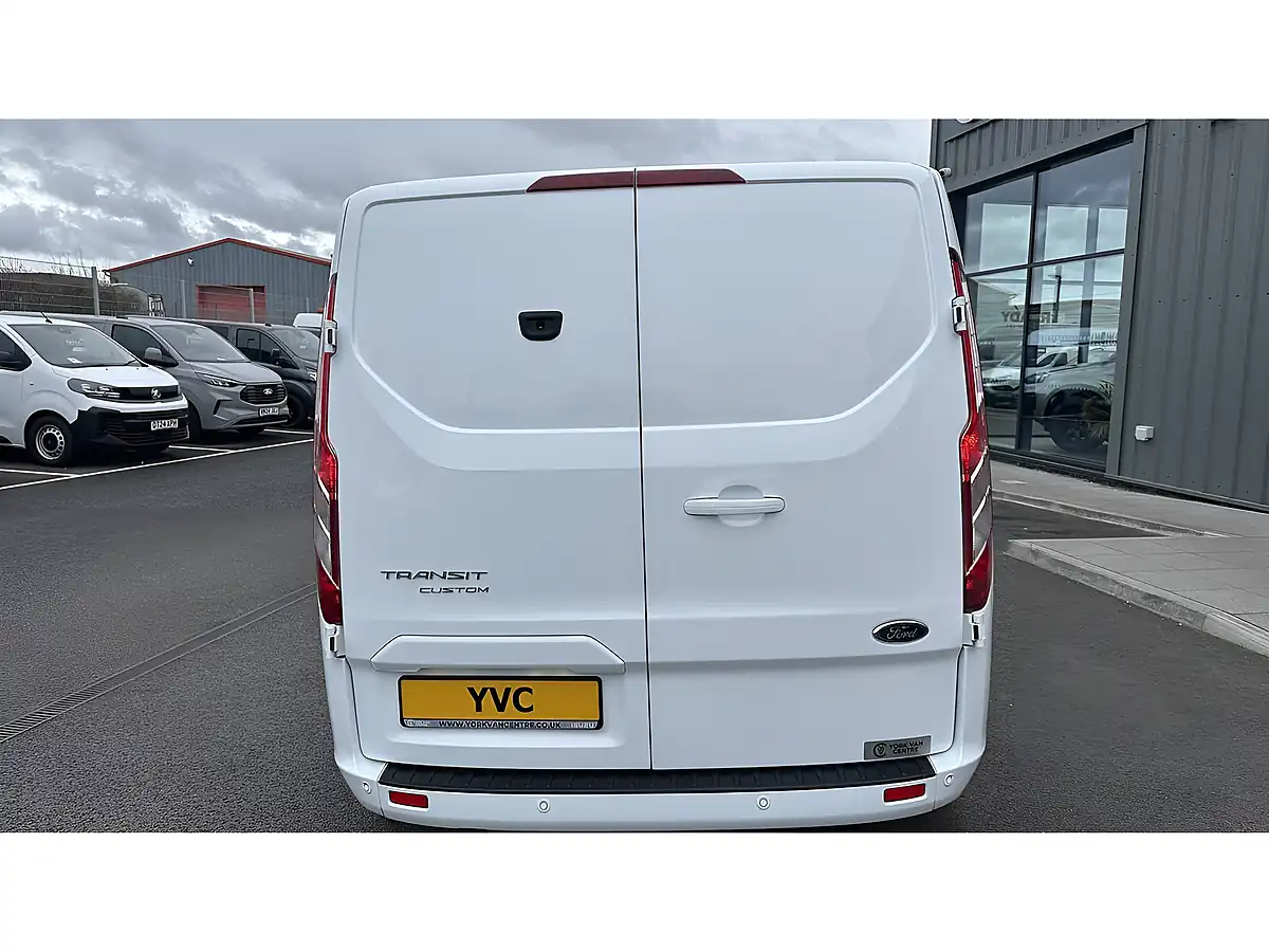 Used 2023 Ford Transit Custom Limited Frozen White - Interior and Exterior details 6