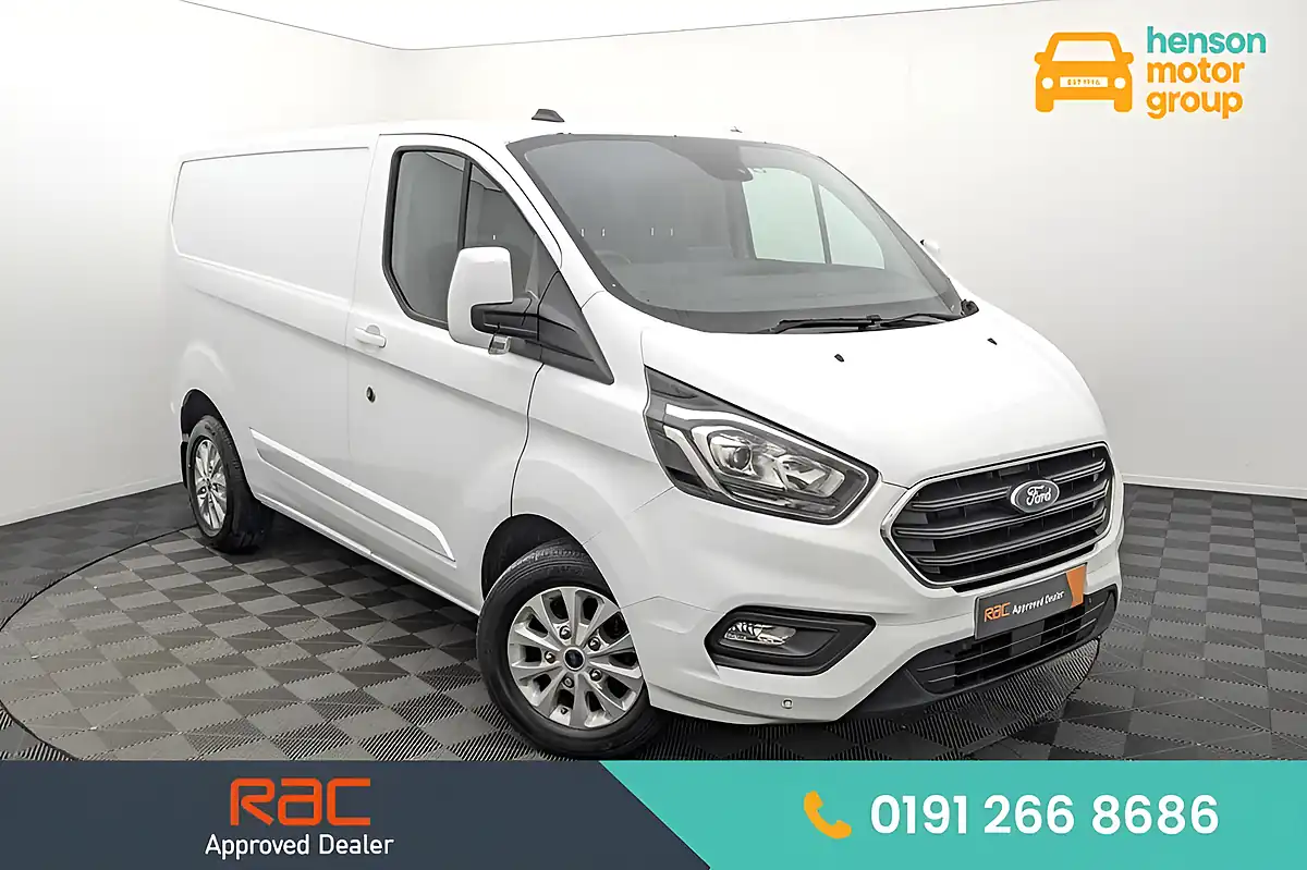 Used 2023 Ford Transit Custom Limited Frozen White - Front View