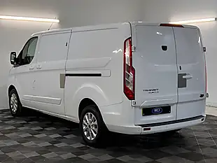 Used 2023 Ford Transit Custom Limited Frozen White - Interior and Exterior details 7