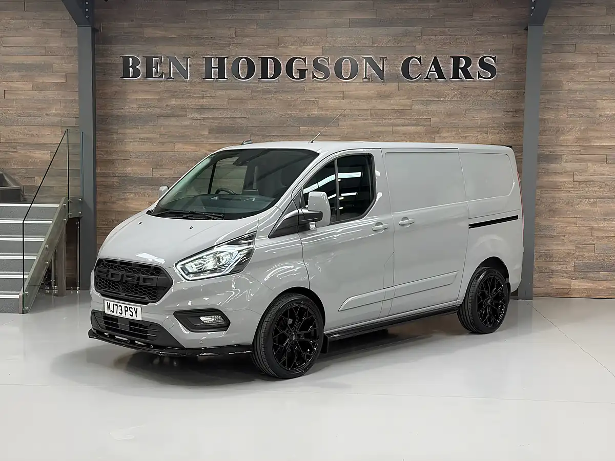 Used 2023 Ford Transit Custom Limited Grey Matter - Front View