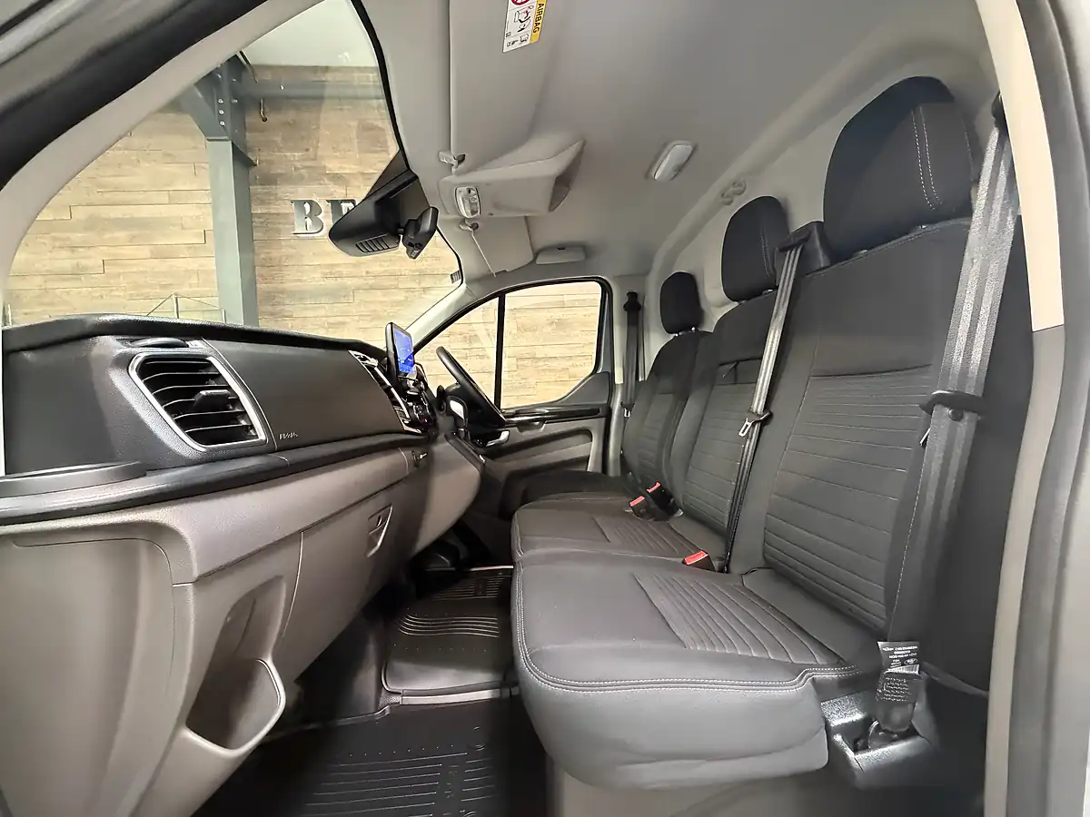 Used 2023 Ford Transit Custom Limited Grey Matter - Interior and Exterior details 10