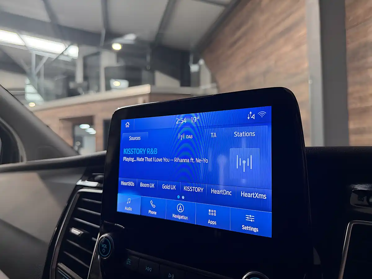 Used 2023 Ford Transit Custom Limited Grey Matter - Interior and Exterior details 11