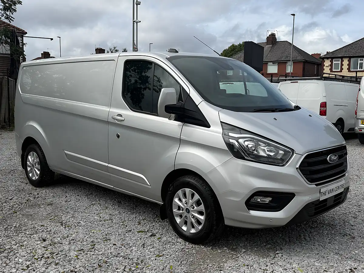 Used 2023 Ford Transit Custom Limited L1 H1 (swb) Silver - Front View