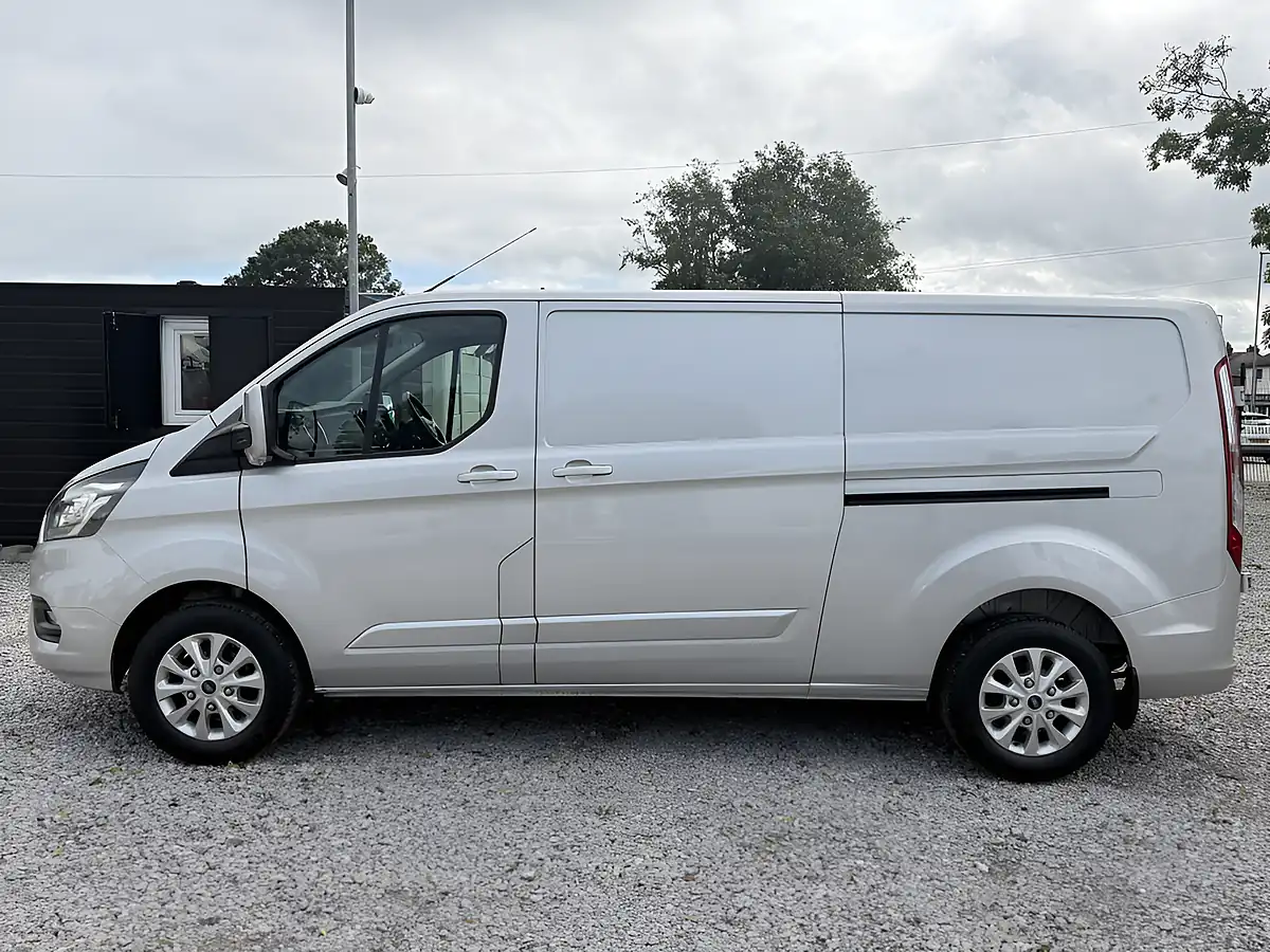 Used 2023 Ford Transit Custom Limited L1 H1 (swb) Silver - Interior and Exterior details 2