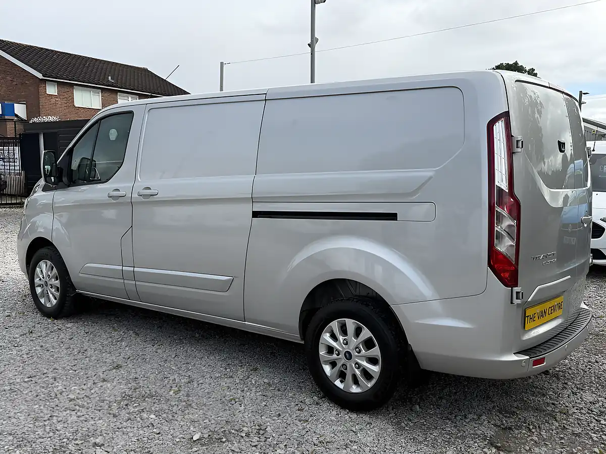 Used 2023 Ford Transit Custom Limited L1 H1 (swb) Silver - Interior and Exterior details 3