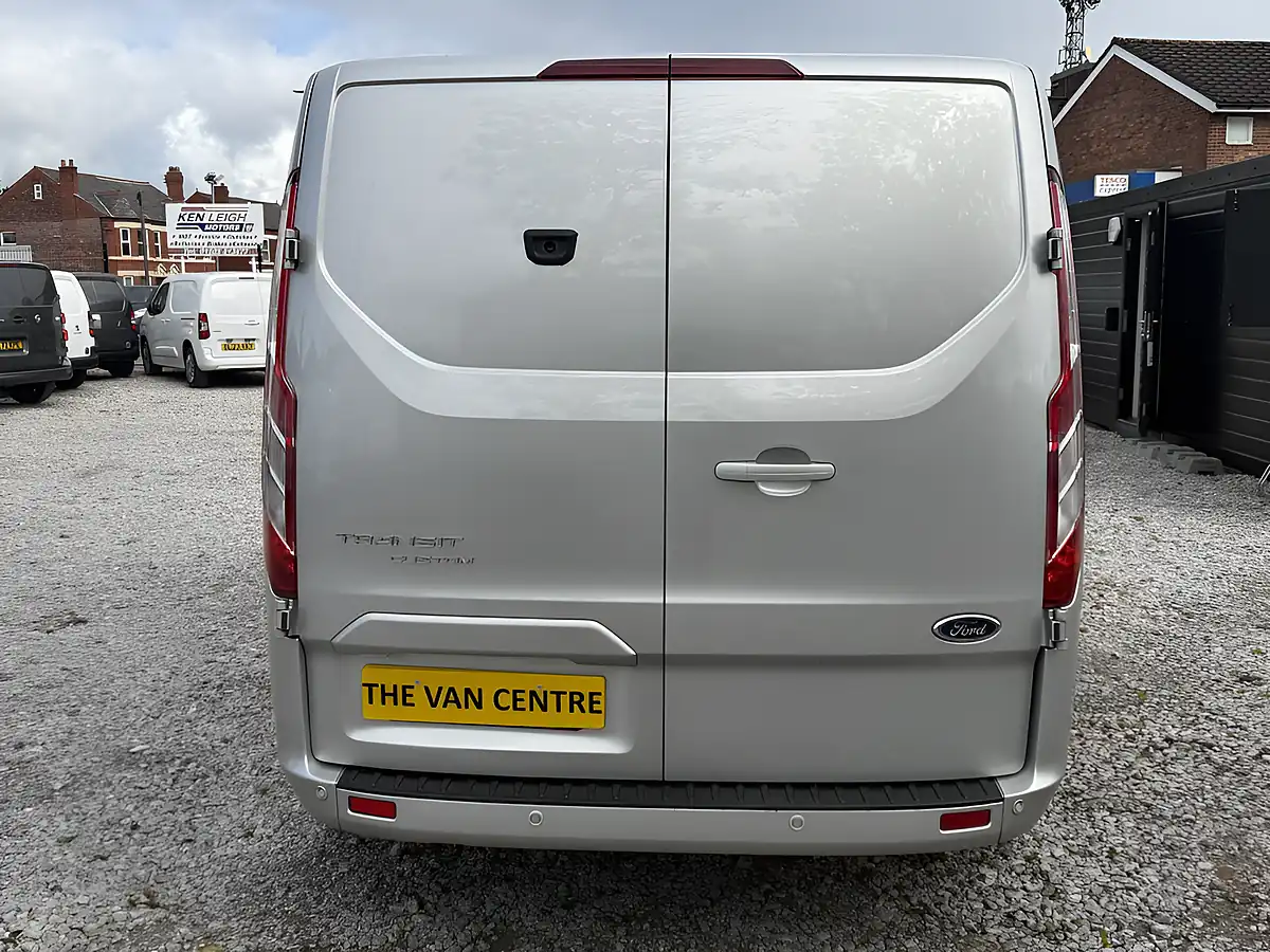 Used 2023 Ford Transit Custom Limited L1 H1 (swb) Silver - Interior and Exterior details 5