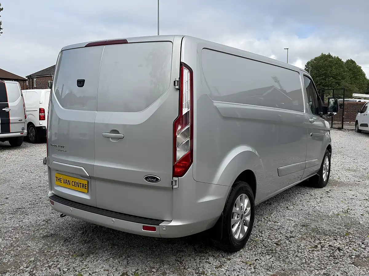 Used 2023 Ford Transit Custom Limited L1 H1 (swb) Silver - Interior and Exterior details 6