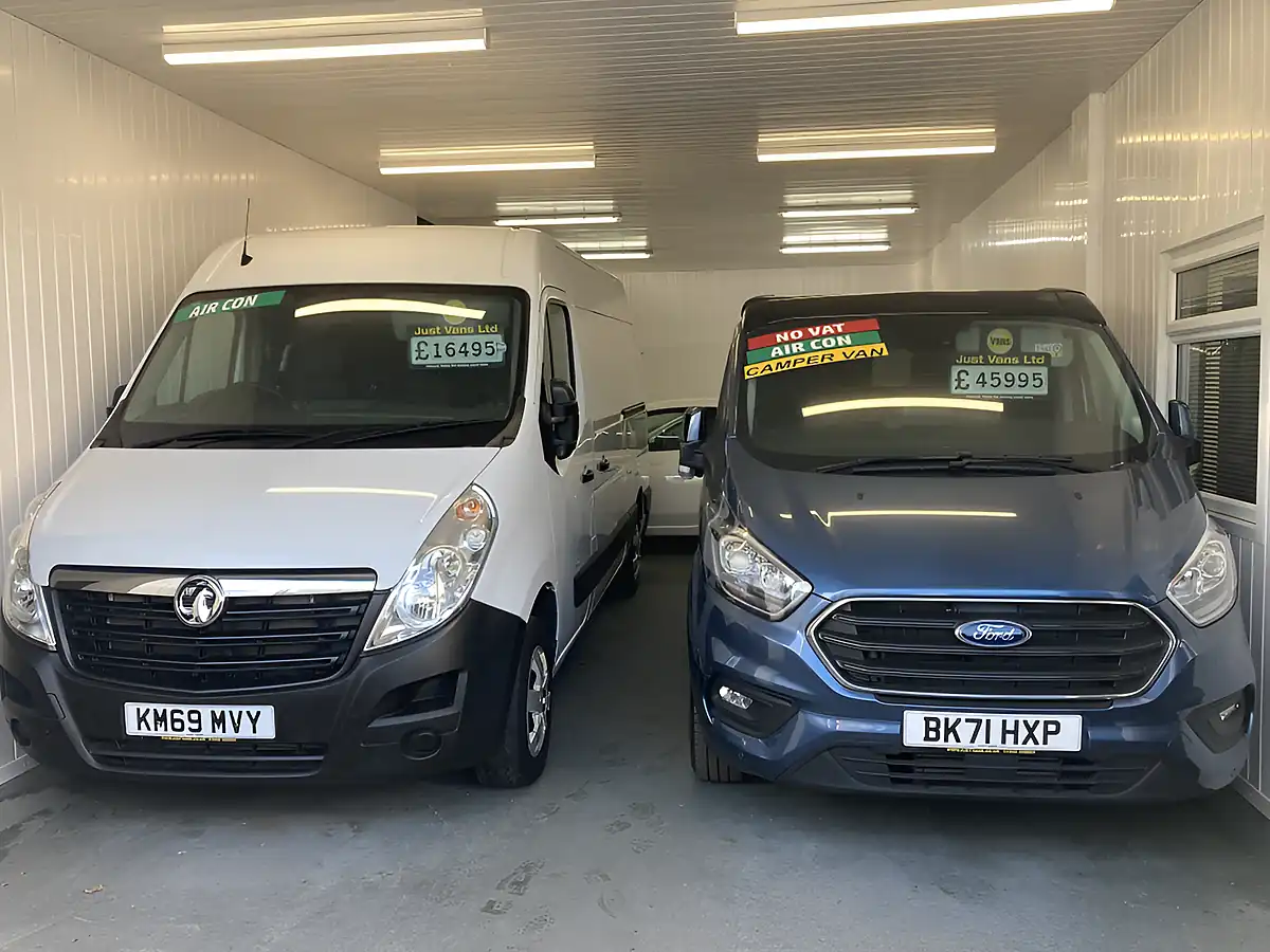 Used 2023 Ford Transit Custom Limited Lwb L2 Sport Styled White - Interior and Exterior details 15
