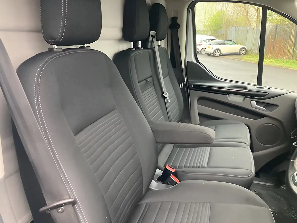 Used 2023 Ford Transit Custom Limited Lwb L2 Sport Styled White - Interior and Exterior details 7