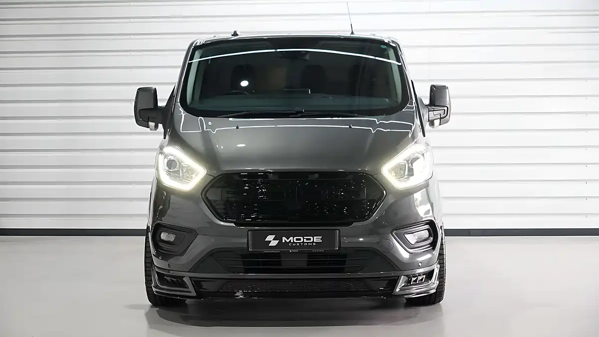 Used 2023 Ford Transit Custom Limited Magnetic - Interior and Exterior details 8