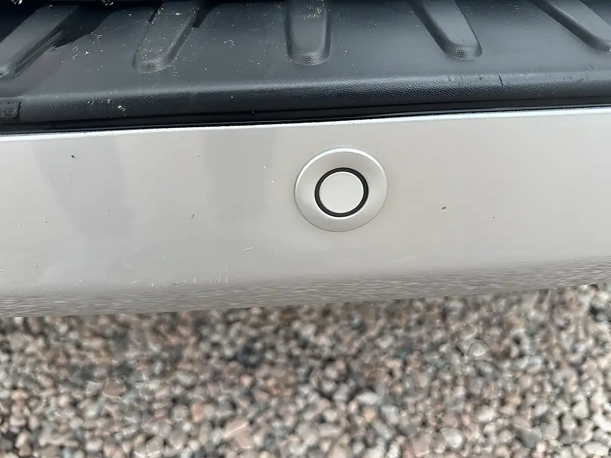 Used 2023 Ford Transit Custom Limited Moondust Silver - Interior and Exterior details 10