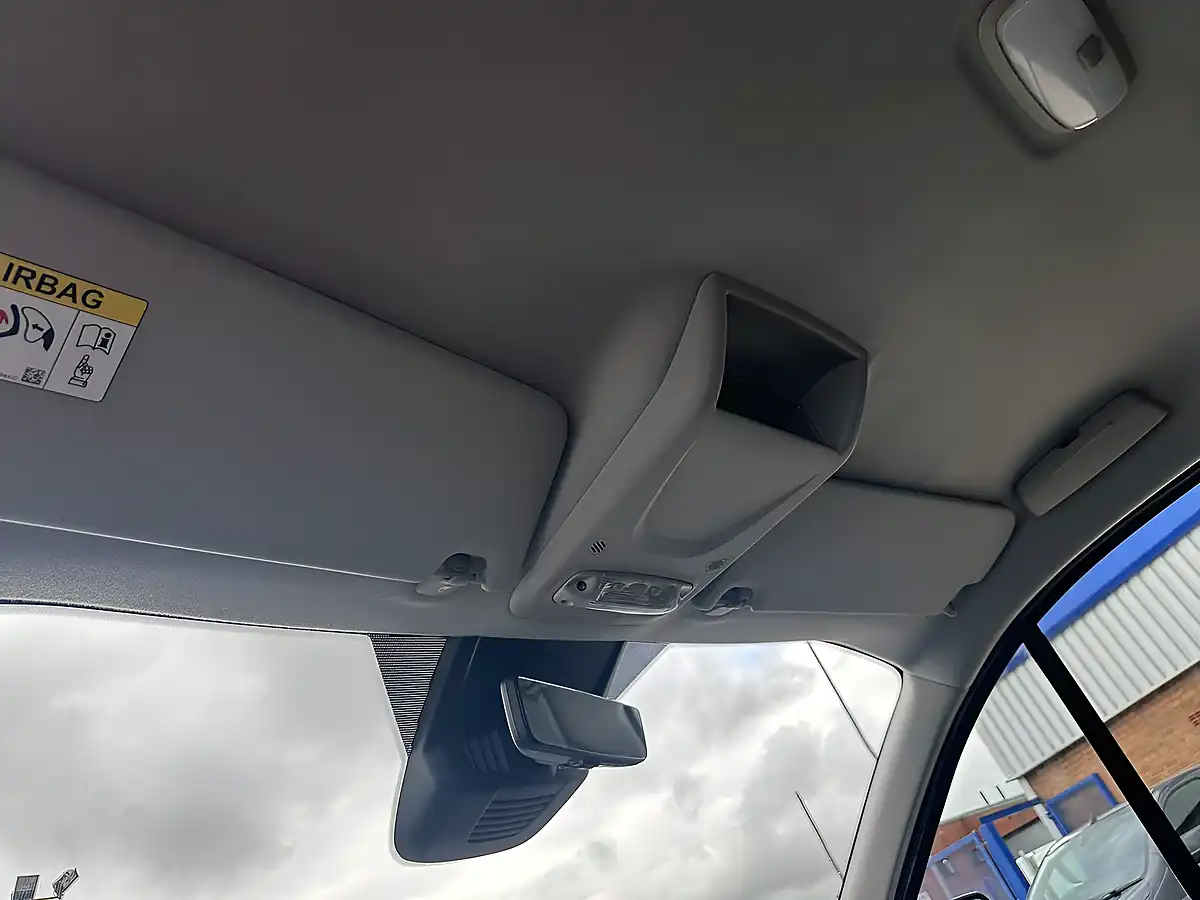 Used 2023 Ford Transit Custom Limited Moondust Silver - Interior and Exterior details 12