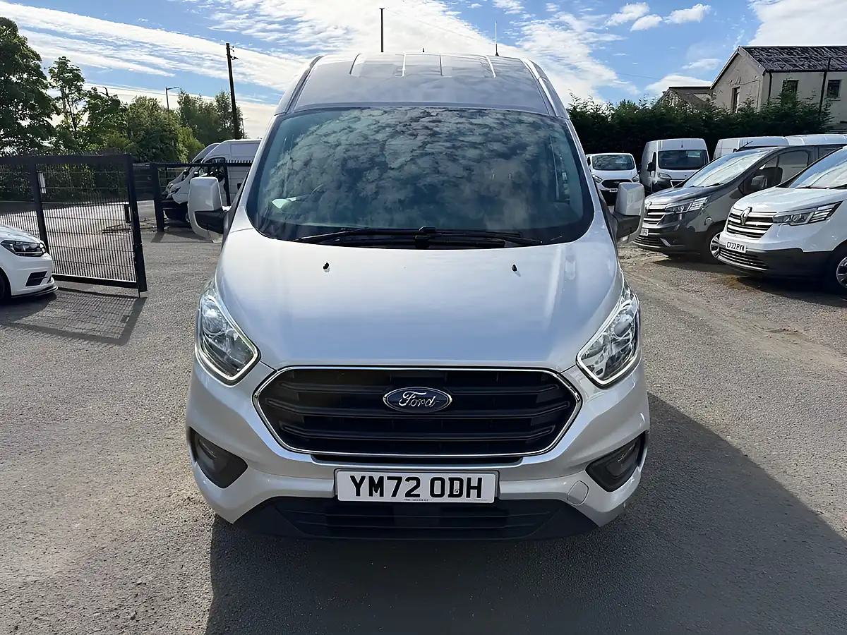 Used 2023 Ford Transit Custom Limited Silver - Interior and Exterior details 10