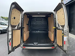 Used 2023 Ford Transit Custom Limited Swb Gold - Interior and Exterior details 10