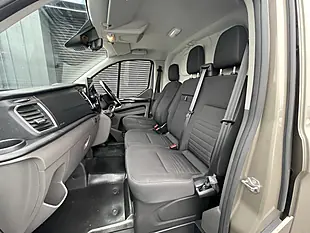 Used 2023 Ford Transit Custom Limited Swb Gold - Interior and Exterior details 13
