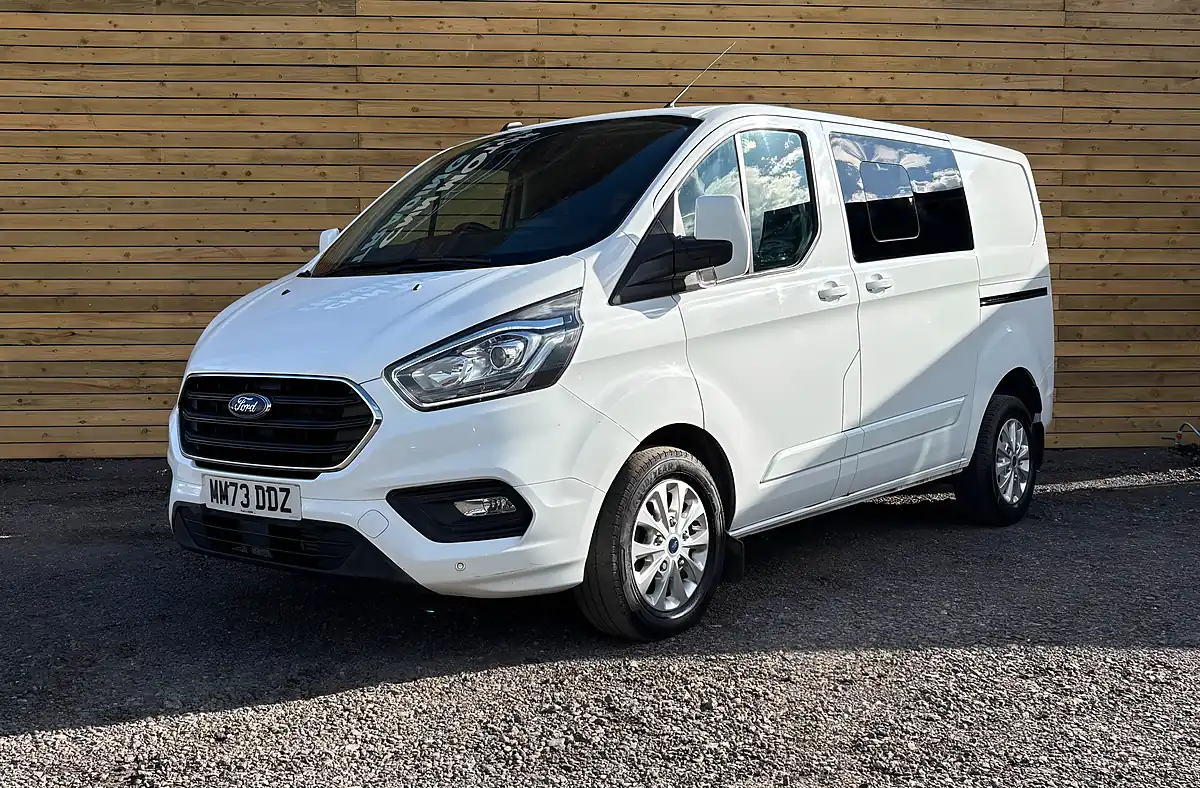 Used 2023 Ford Transit Custom Limited White - Interior and Exterior details 15