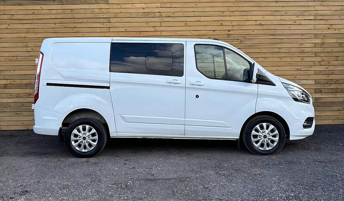 Used 2023 Ford Transit Custom Limited White - Interior and Exterior details 2