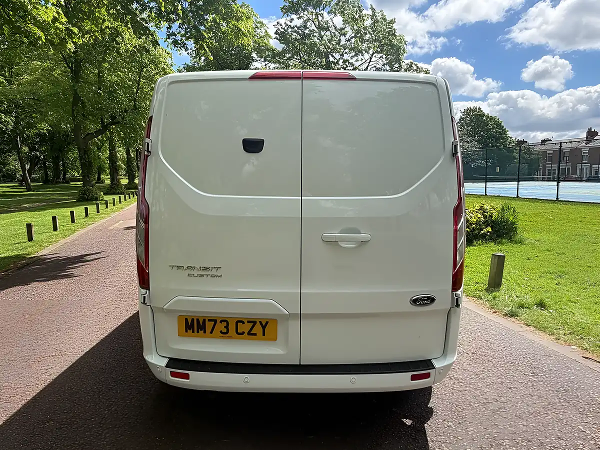 Used 2023 Ford Transit Custom Limited White - Interior and Exterior details 4