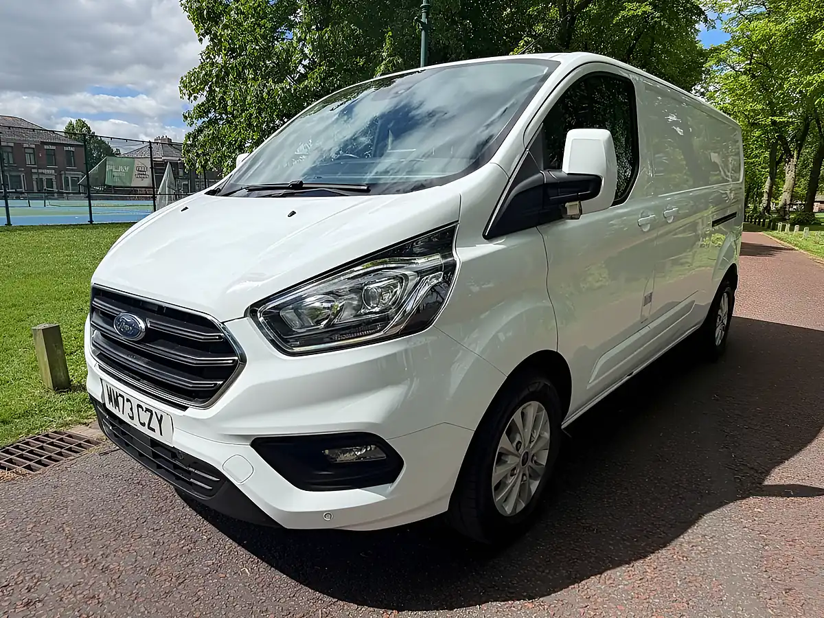 Used 2023 Ford Transit Custom Limited White - Interior and Exterior details 7