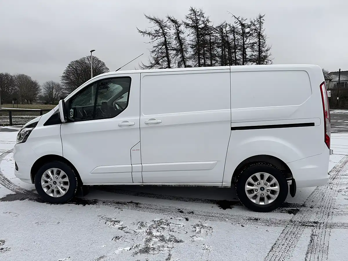 Used 2023 Ford Transit Custom Limited White - Interior and Exterior details 5