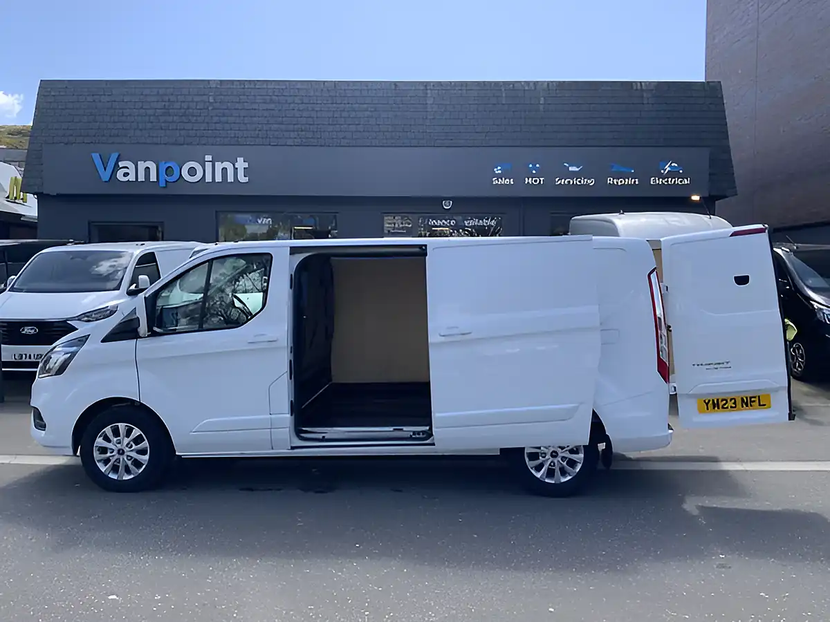 Used 2023 Ford Transit Custom Limited White - Interior and Exterior details 7