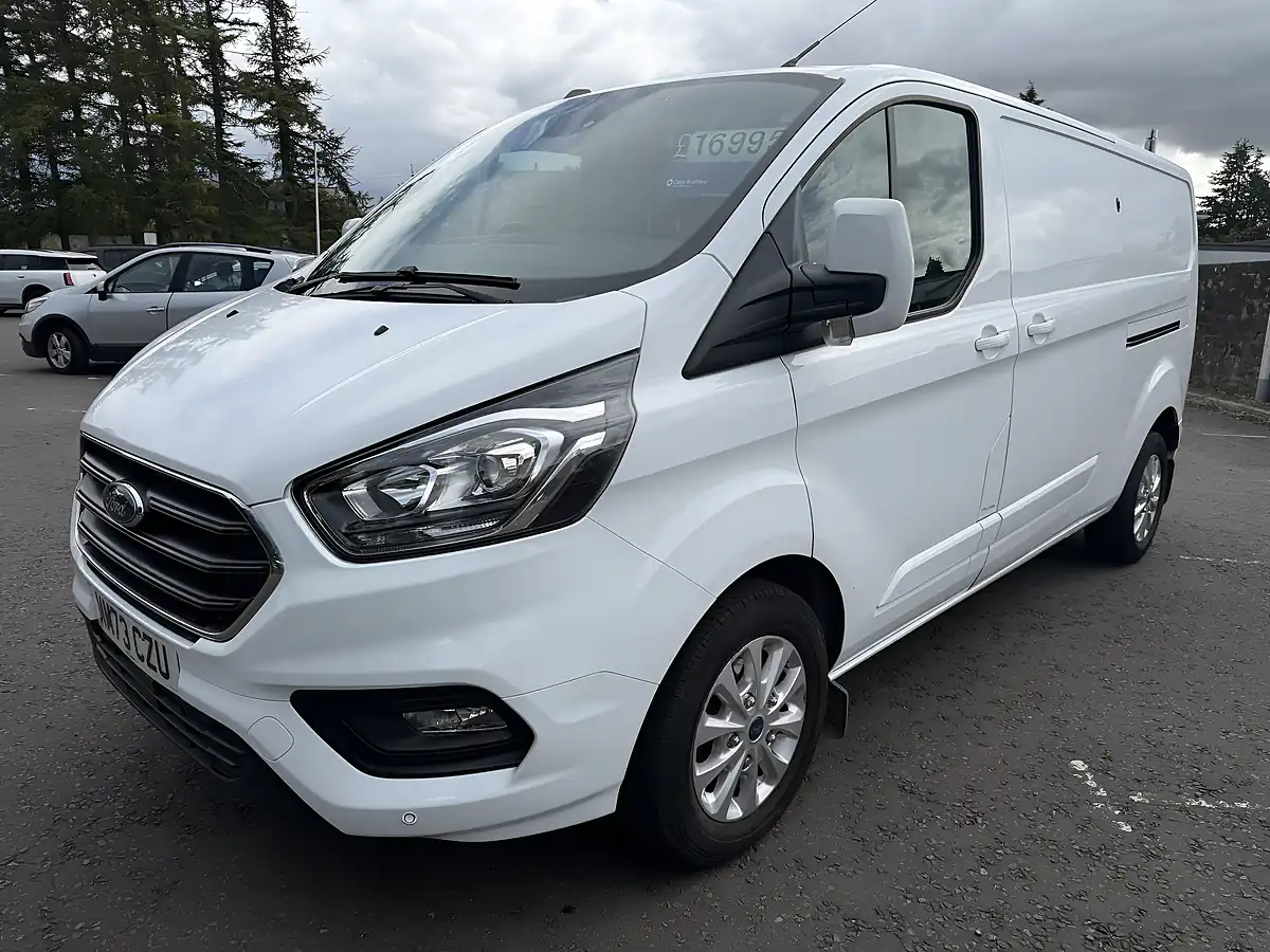 Used 2023 Ford Transit Custom Limited White - Interior and Exterior details 3