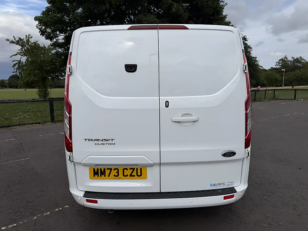 Used 2023 Ford Transit Custom Limited White - Interior and Exterior details 4