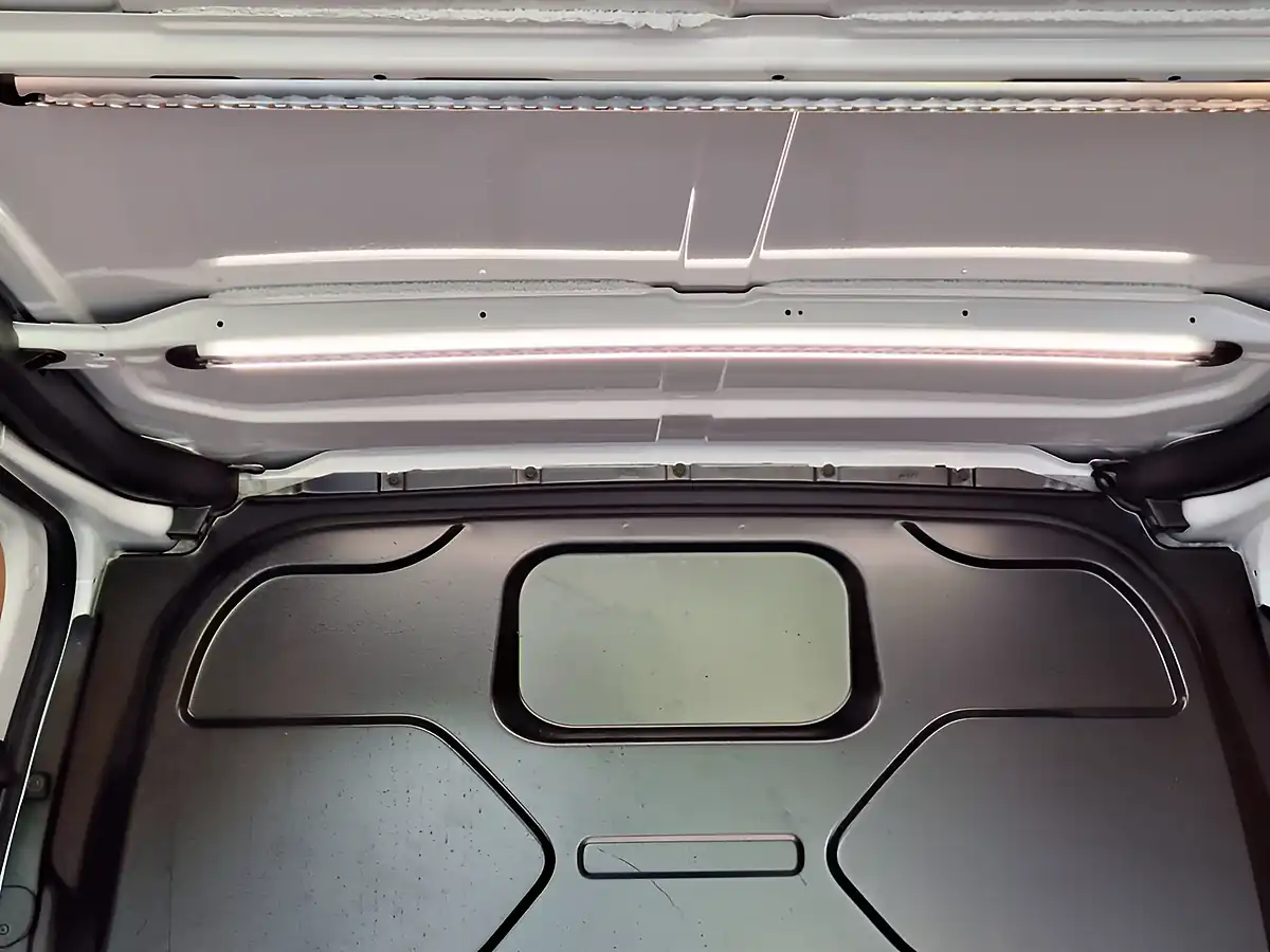 Used 2023 Ford Transit Custom Limited White - Interior and Exterior details 11