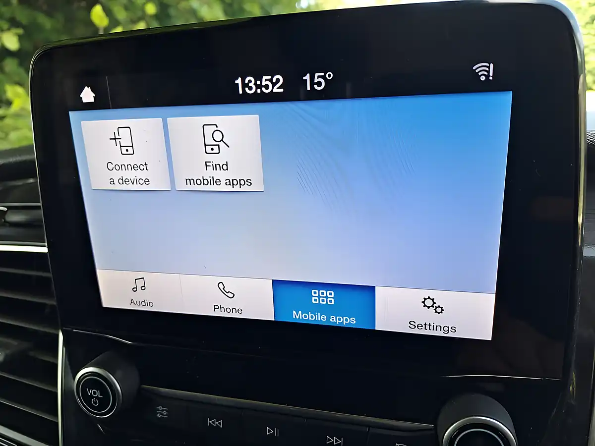 Used 2023 Ford Transit Custom Limited White - Interior and Exterior details 16