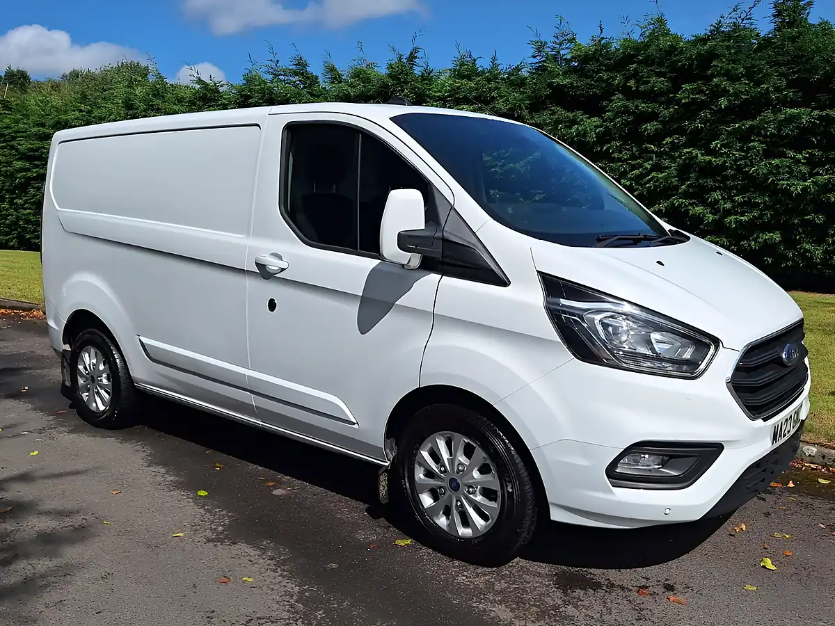 Used 2023 Ford Transit Custom Limited White - Interior and Exterior details 3