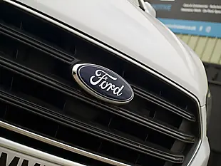 Used 2023 Ford Transit Custom Limited White - Interior and Exterior details 11