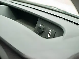 Used 2023 Ford Transit Custom Limited White - Interior and Exterior details 19