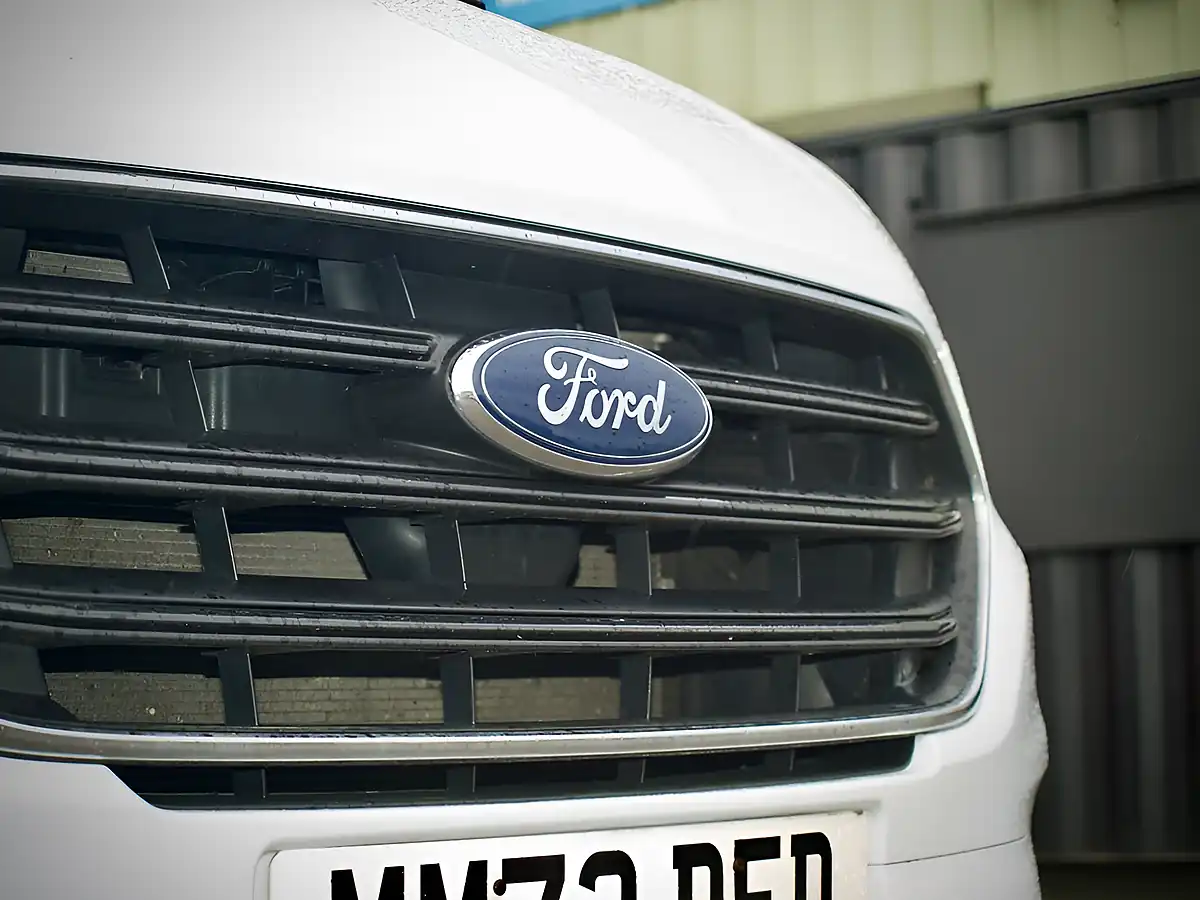 Used 2023 Ford Transit Custom Limited White - Interior and Exterior details 7