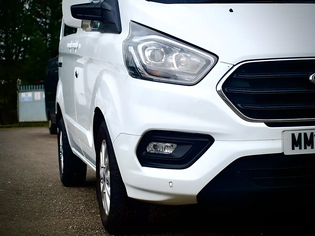 Used 2023 Ford Transit Custom Limited White - Interior and Exterior details 8
