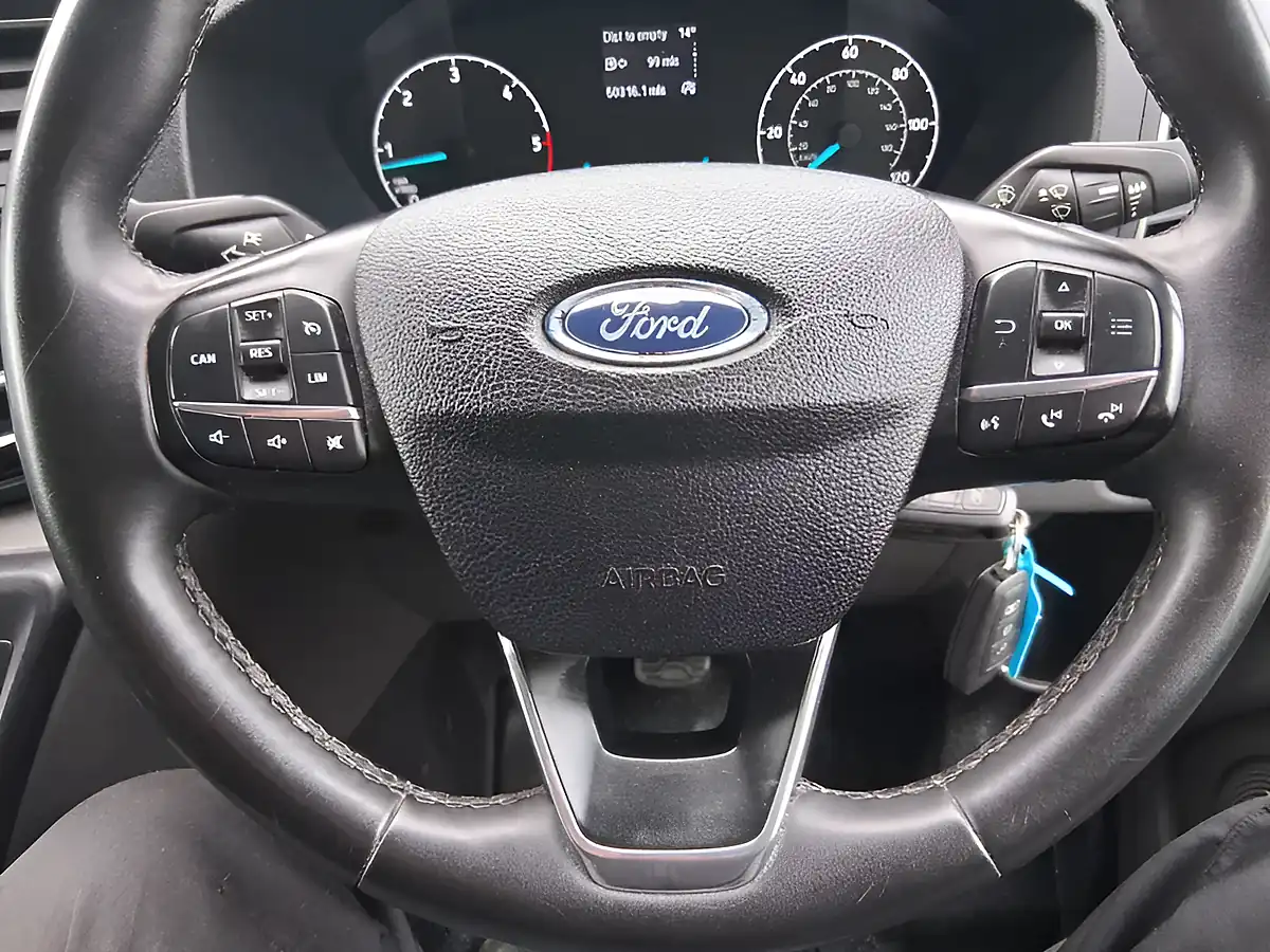 Used 2023 Ford Transit Custom Limited White - Interior and Exterior details 14