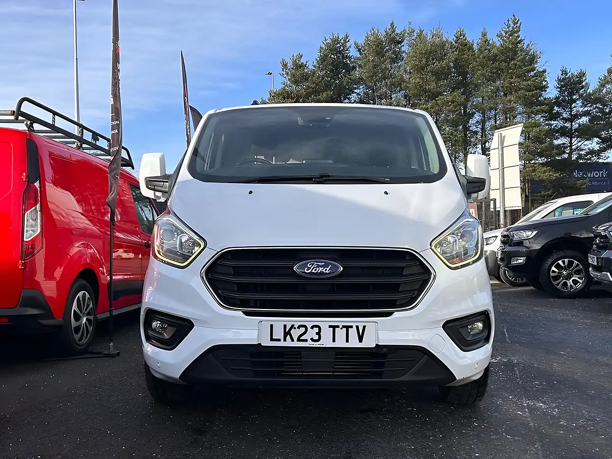 Used 2023 Ford Transit Custom Limited White - Interior and Exterior details 10
