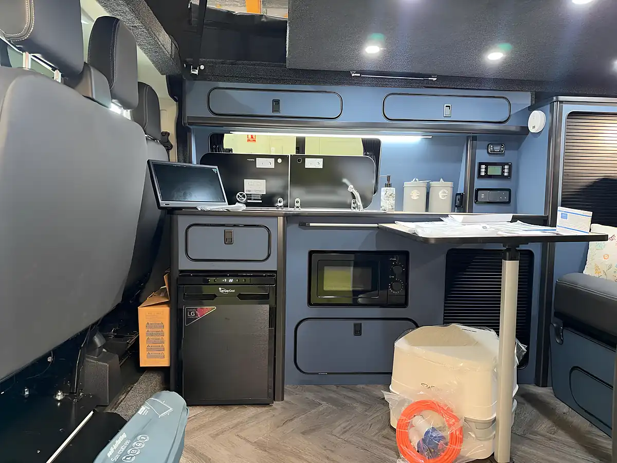 Used 2023 Ford Transit Custom Lwb Campervan White - Interior and Exterior details 10