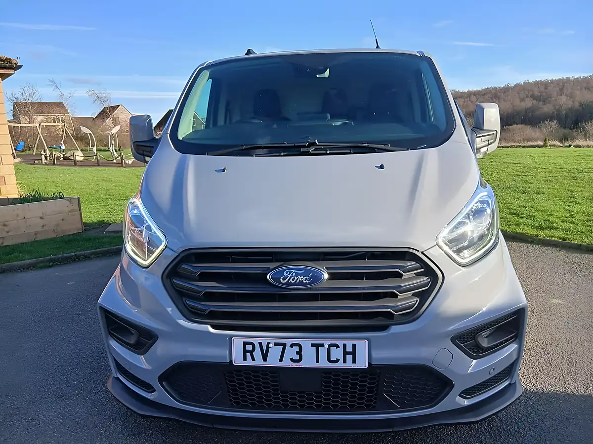 Used 2023 Ford Transit Custom Ms-Rt Grey - Interior and Exterior details 12