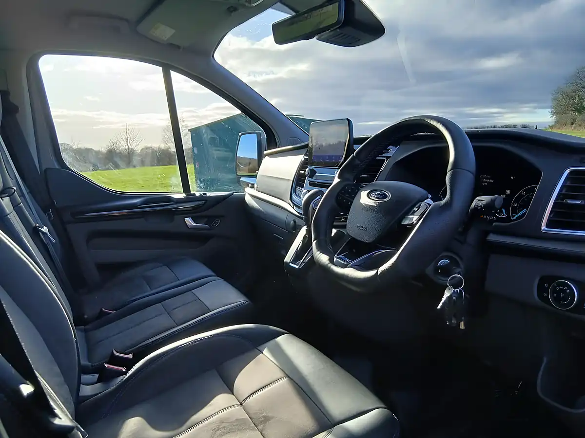 Used 2023 Ford Transit Custom Ms-Rt Grey - Interior and Exterior details 9