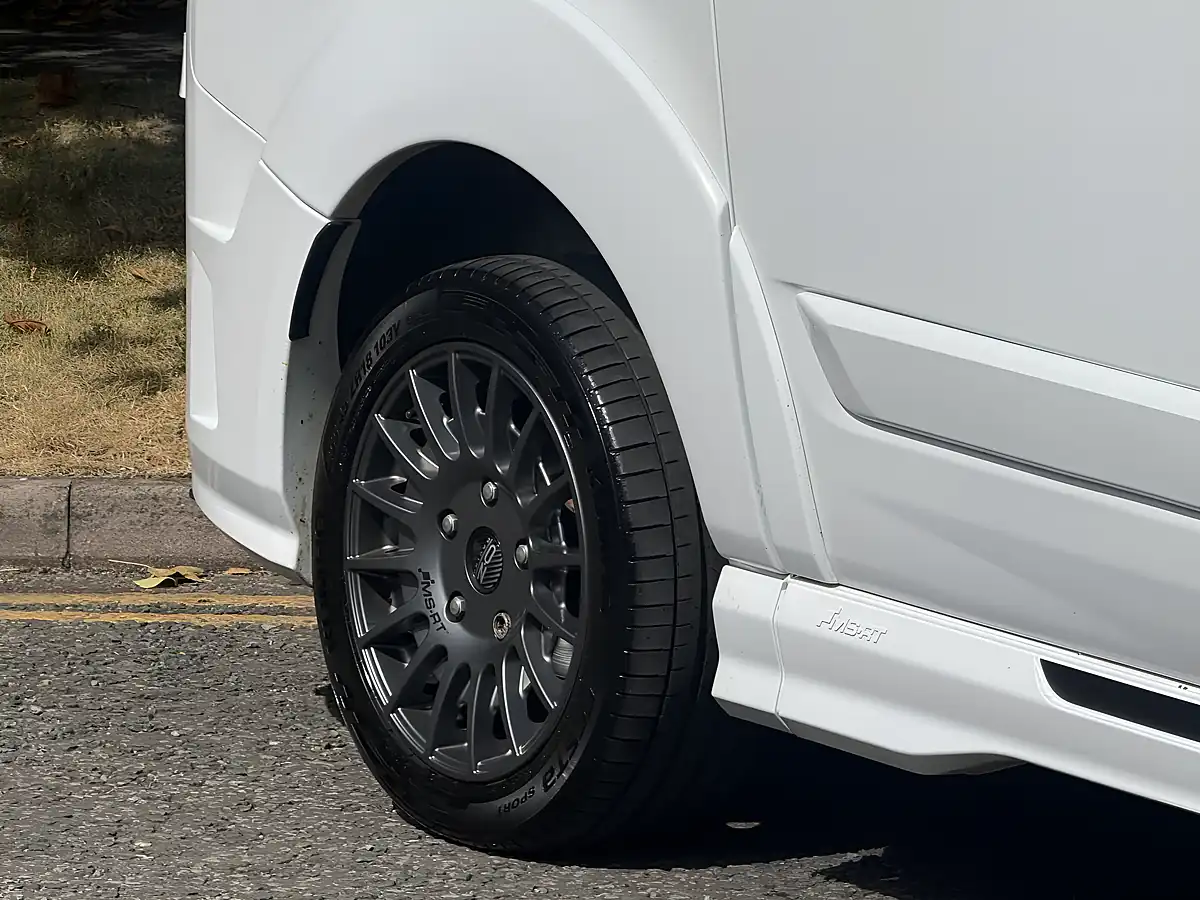 Used 2023 Ford Transit Custom Ms-Rt White - Interior and Exterior details 10