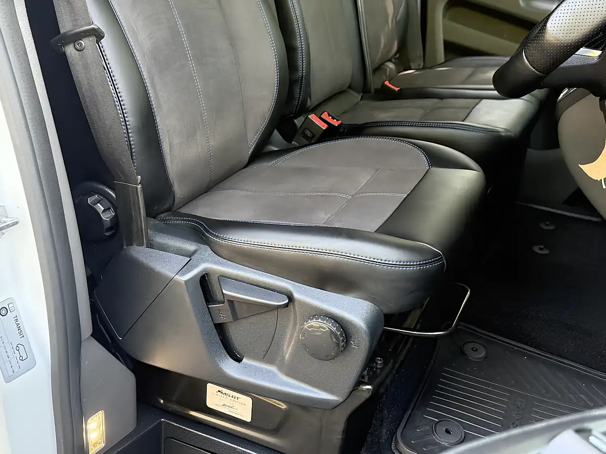 Used 2023 Ford Transit Custom Ms-Rt White - Interior and Exterior details 14