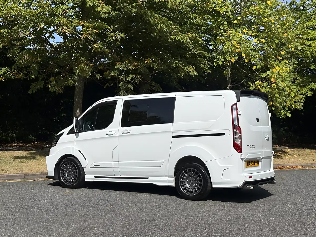 Used 2023 Ford Transit Custom Ms-Rt White - Interior and Exterior details 16