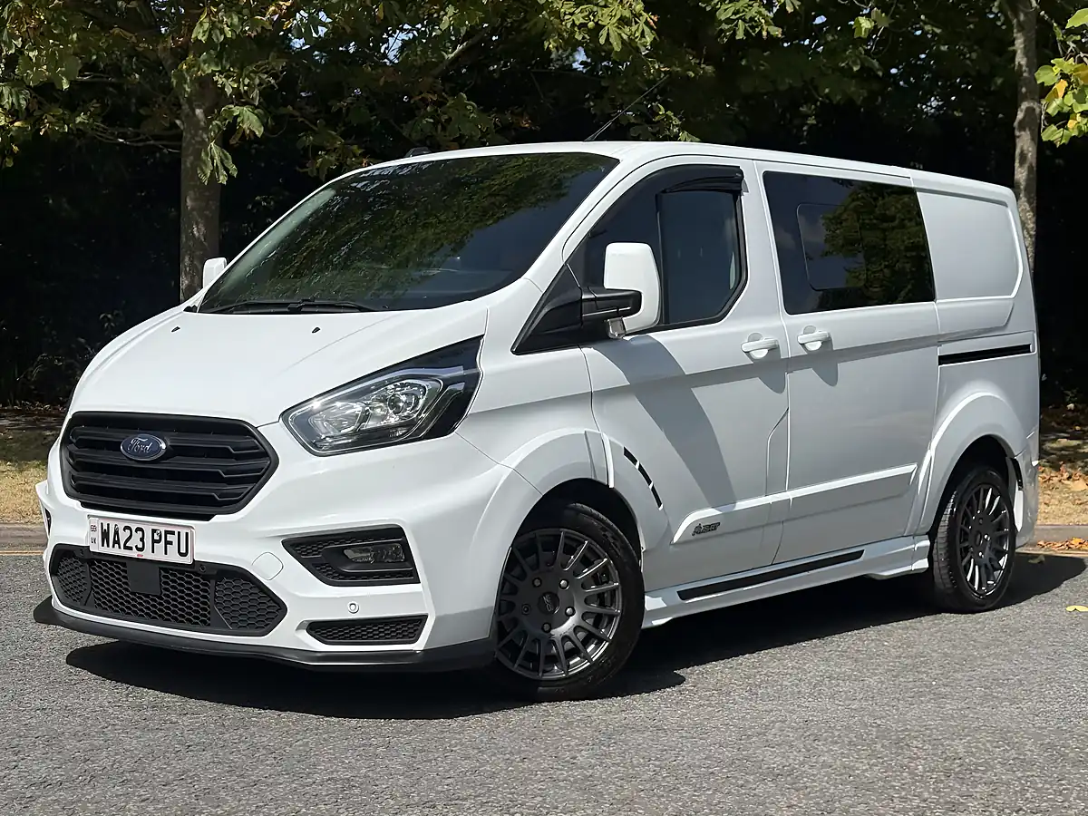 Used 2023 Ford Transit Custom Ms-Rt White - Interior and Exterior details 20