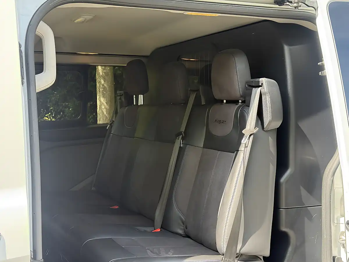 Used 2023 Ford Transit Custom Ms-Rt White - Interior and Exterior details 6