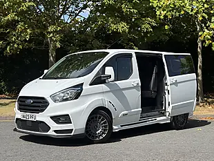 Used 2023 Ford Transit Custom Ms-Rt White - Interior and Exterior details 7
