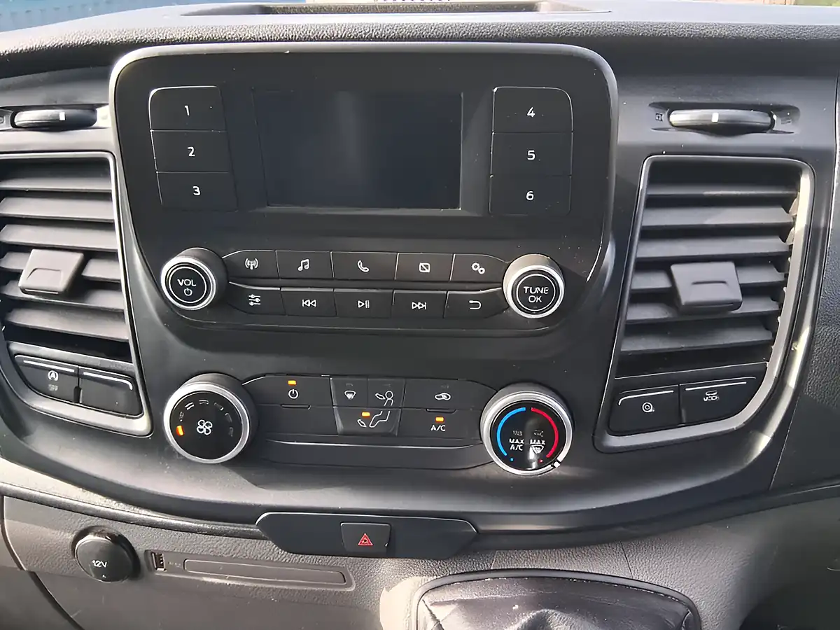 Used 2023 Ford Transit Custom Panel Van L2 H2 Silver - Interior and Exterior details 18