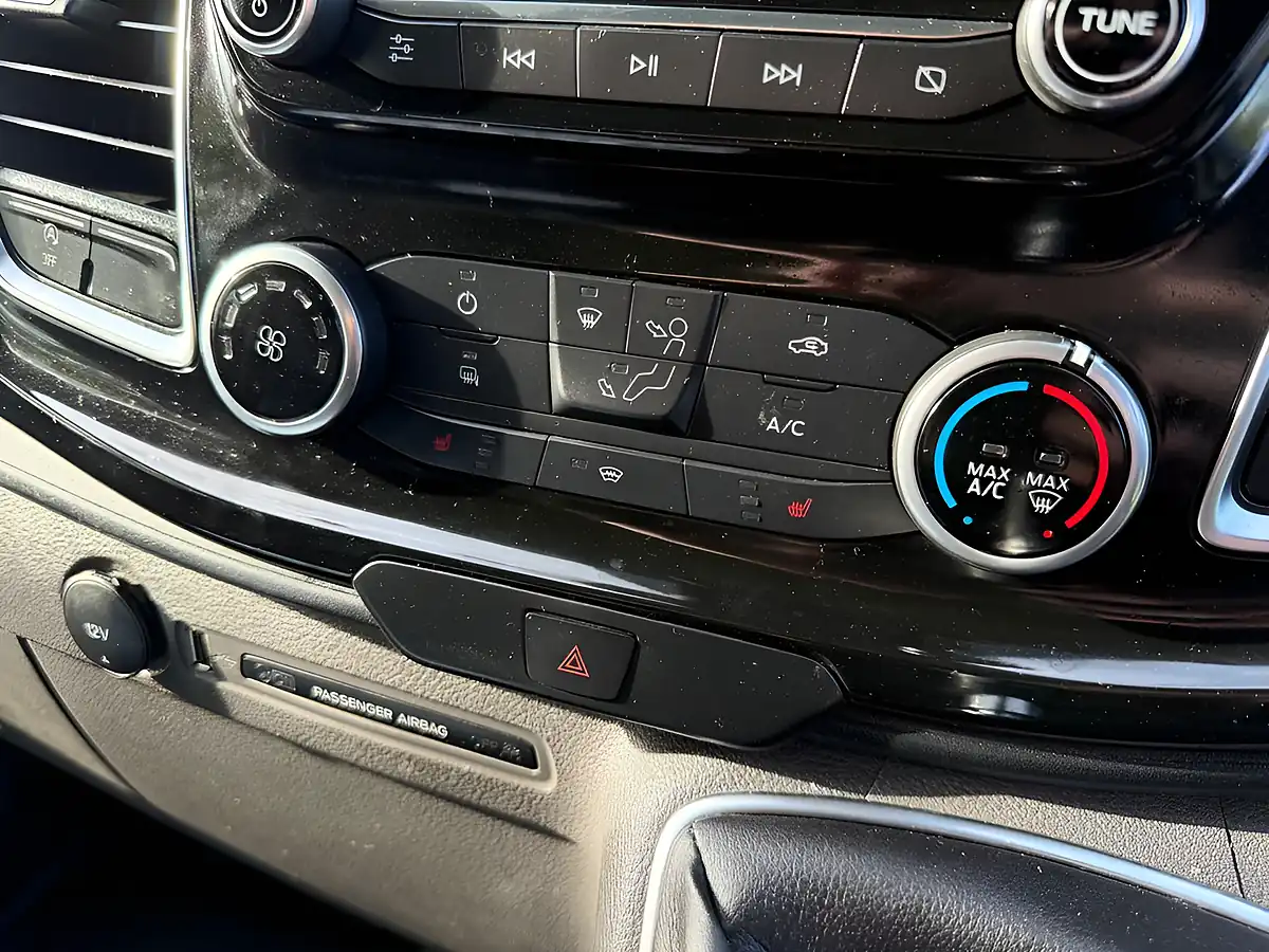 Used 2023 Ford Transit Custom Sport Blue - Interior and Exterior details 13
