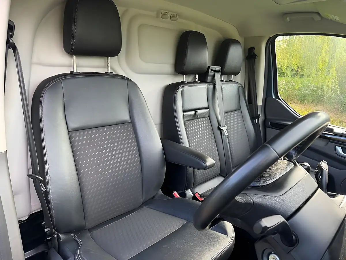Used 2023 Ford Transit Custom Sport Blue - Interior and Exterior details 16