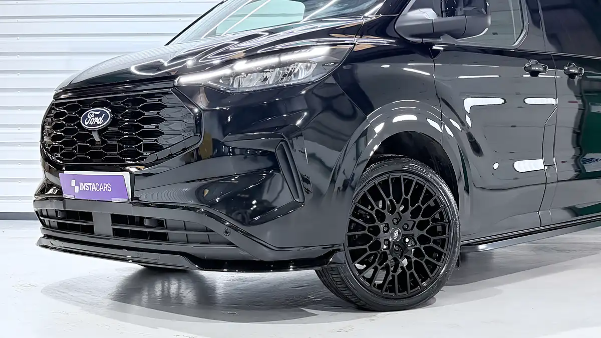 Used 2023 Ford Transit Custom Trend Agate Black - Interior and Exterior details 13